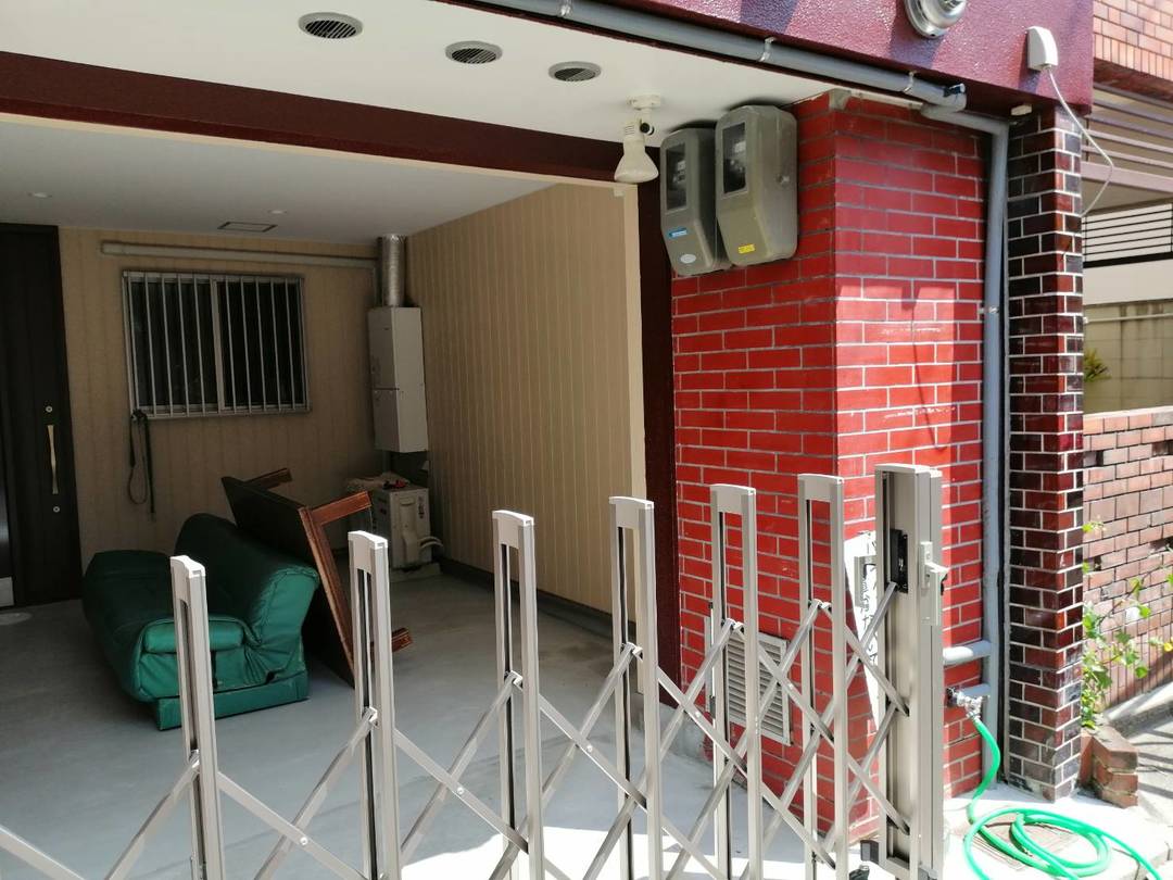 京都市上京区　店舗入り口塗装工事のサムネイル