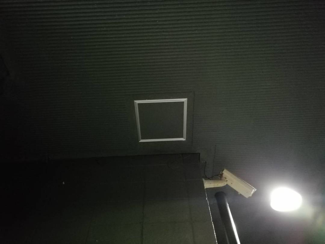 京都市中京区　Fビル様　駐車場天井ボード落下部分補修工事のサムネイル