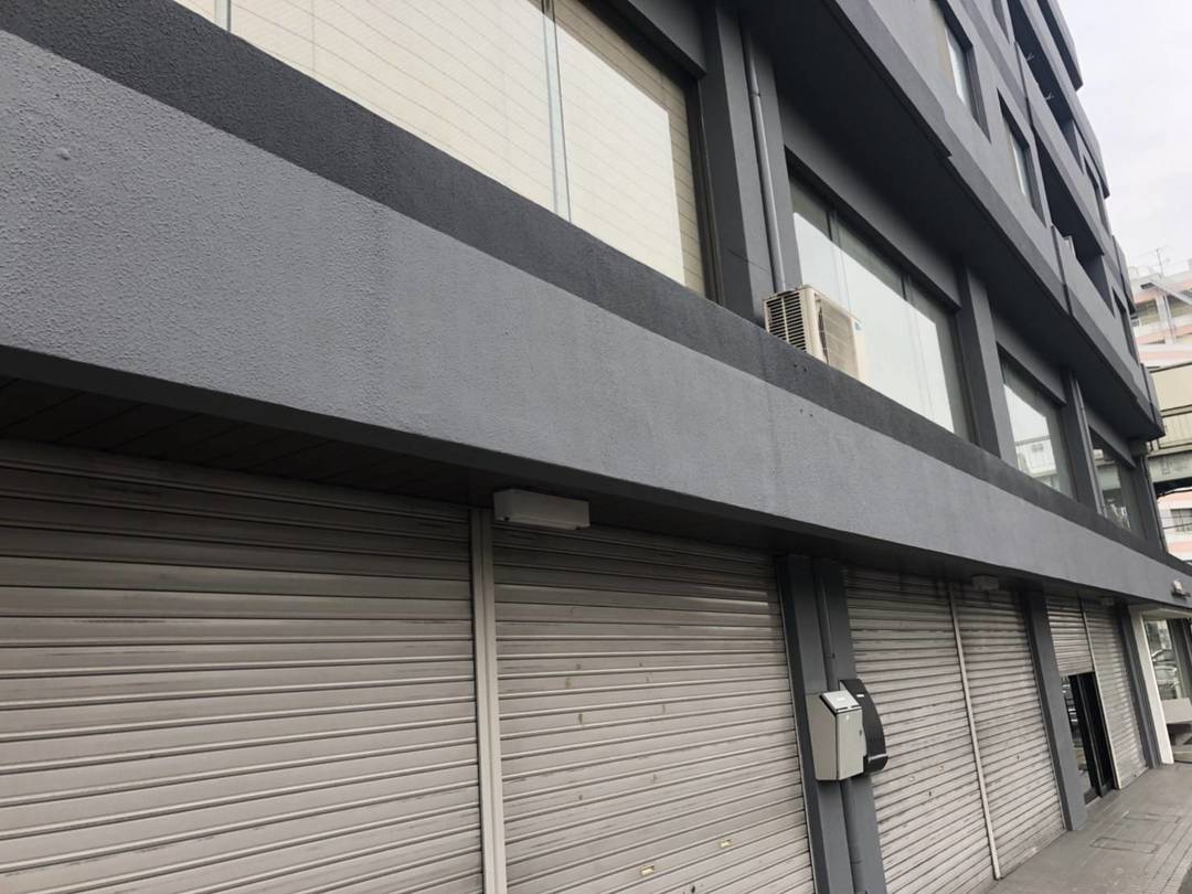 京都市南区　Oマンション様　１階店舗看板撤去後、配線処理、左官、及び外壁塗装工事のサムネイル