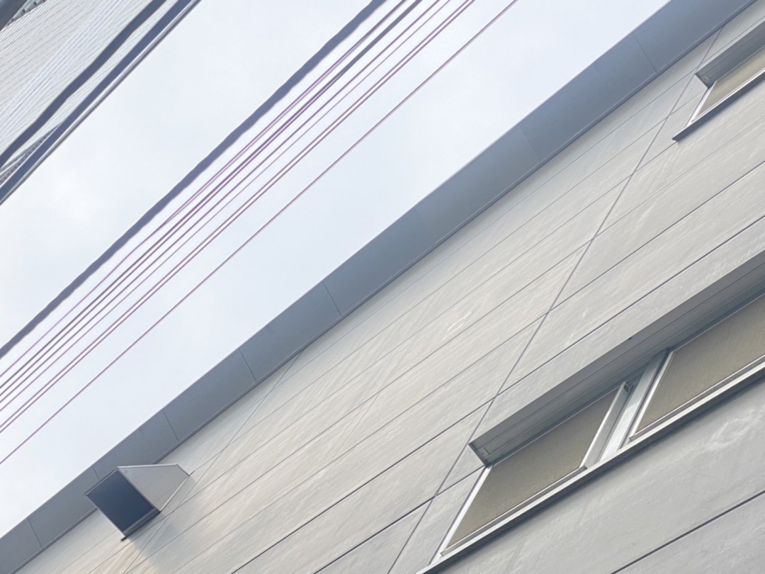 京都市中京区　株式会社Ｋ様　軒天ケイカル板落下部分修繕工事のサムネイル